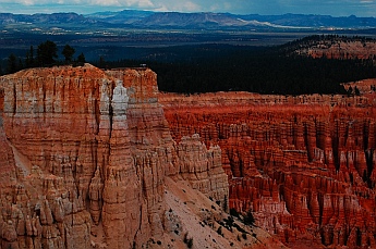 Inspiration Point overlooking Bryce Ampitheater