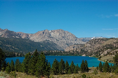 Fulltime RVing at Twin Lakes near Mammoth Lakes CA California