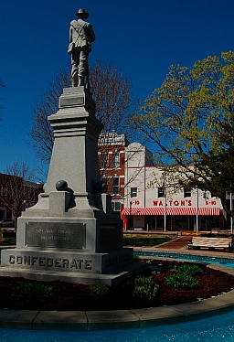 Bentonville, AR