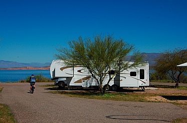 Roosevelt Lake RVing