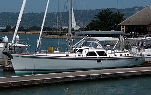 Hylas 54 yacht