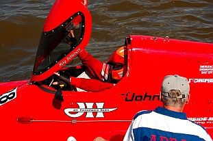 Bay City Michigan hydroplane boat race