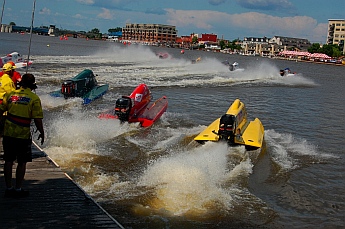 Bay City Michigan hydroplane boat race