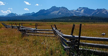 Sawtooth Mountains