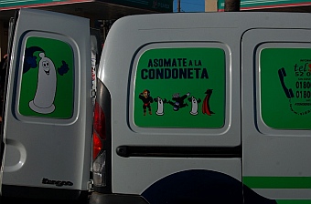 Ensenada Carnaval - Condom van