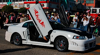 Ensenada Carnaval - crazy cars