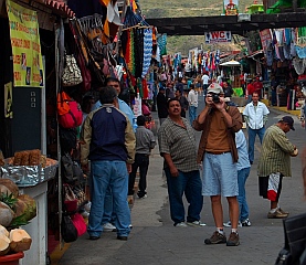 Crowds at La Bufadora