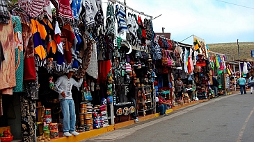 Vendors sell anything and everything at La Bufadora
