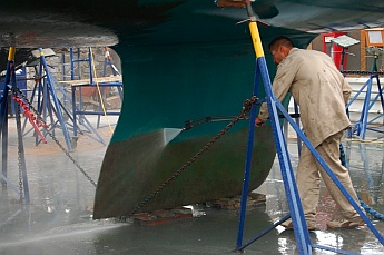 sv Groovy gets bottom paint at Baja Naval, Ensenada, Mexico