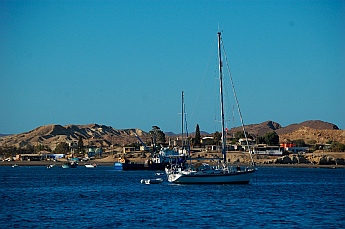 s/v Groovy at Turtle Bay