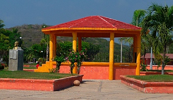 Band stand in Perula (Bahia de Chamela)