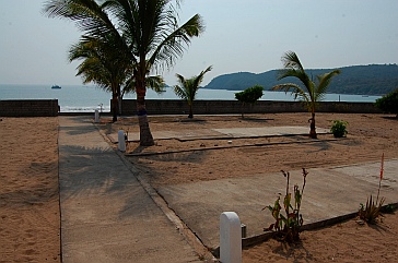 Beachfront sites at Punta Perula Trailer Park in Chamela Bay.