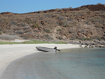 Hidden beach at Isla Coronado, Baja California Sur, Mexico
