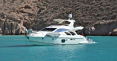 Charter boat at Puerto Balandra, BCS, Sea of Cortez, near La Paz, Mexico
