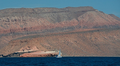 Dramatic cliffs at Isla Partida, Islas Espiritu Santos, BCS, Sea of Cortez, near La Paz, Mexico.