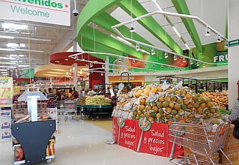 A big produce department in La Paz, BCS, Mexico