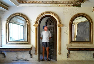 Bedroom mirrors in Arturo Durazo's Parthenon in Zihuatanejo, Mexico.