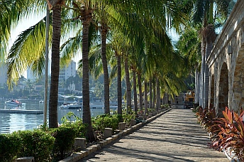 The pretty grounds of Acapulco Yacht Club (Club de Yates de Acapulco).