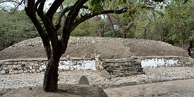 Small Zapotec pyramid temple in Copalita, las Bah&iacute;as de Huatulco, Mexico
