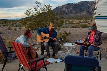 Outside Death Valley CA California great RV boondocking with the Escapees Boondockers BOF