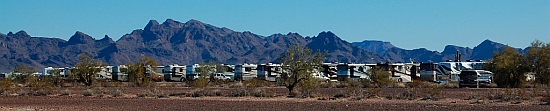 Alpine Coach rally in Quartzsite, Arizona
