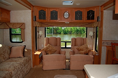 Our 5er (fifthwheel trailer) is a "rear lounge" layout, good for the fulltiming RV lifestyle